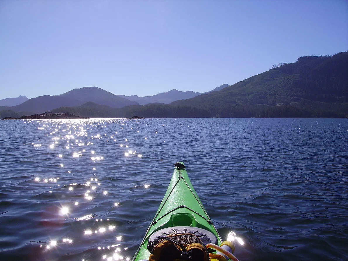 Kayak Nootka Sound - Shorebird Expeditions